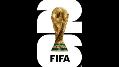 巴西大胜智利，南美世预赛第17轮全取三分，内马尔库蒂尼奥点射建功，维尼修斯破门得分